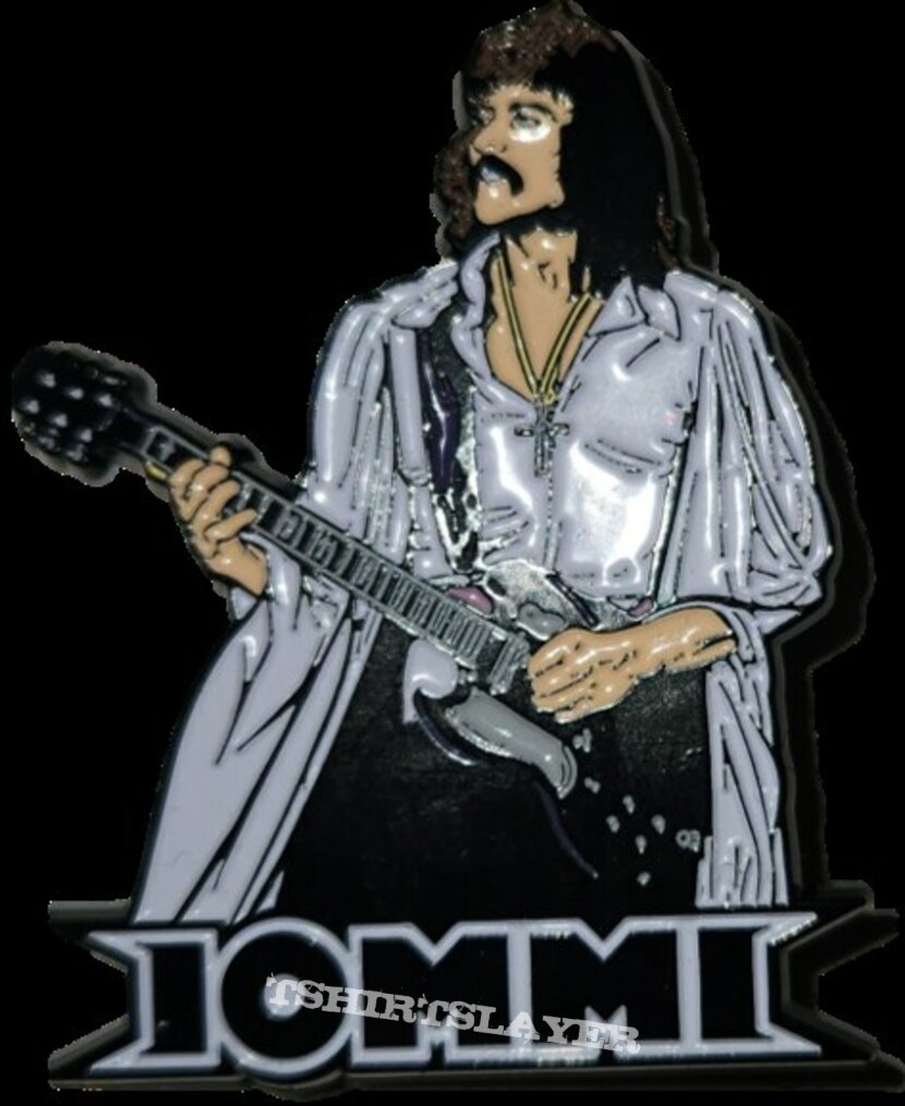 Tony Iommi playing guitar