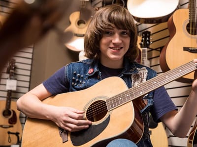 How to Choose the Right Guitar Strings for Your Style of Play