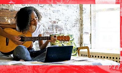 Are guitar lessons on YouTube as effective as having an actual teacher?