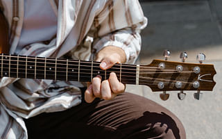 🎸 Mastering the Thumb-Index-Middle-Ring Technique